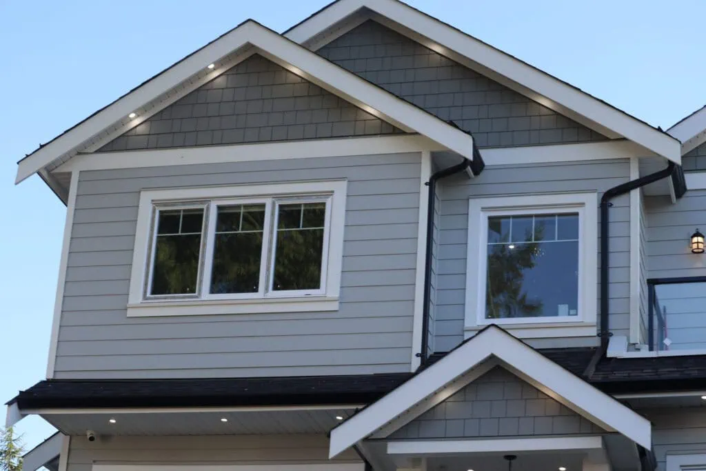 Variety of Vinyl Siding Styles and Customization in Covington
