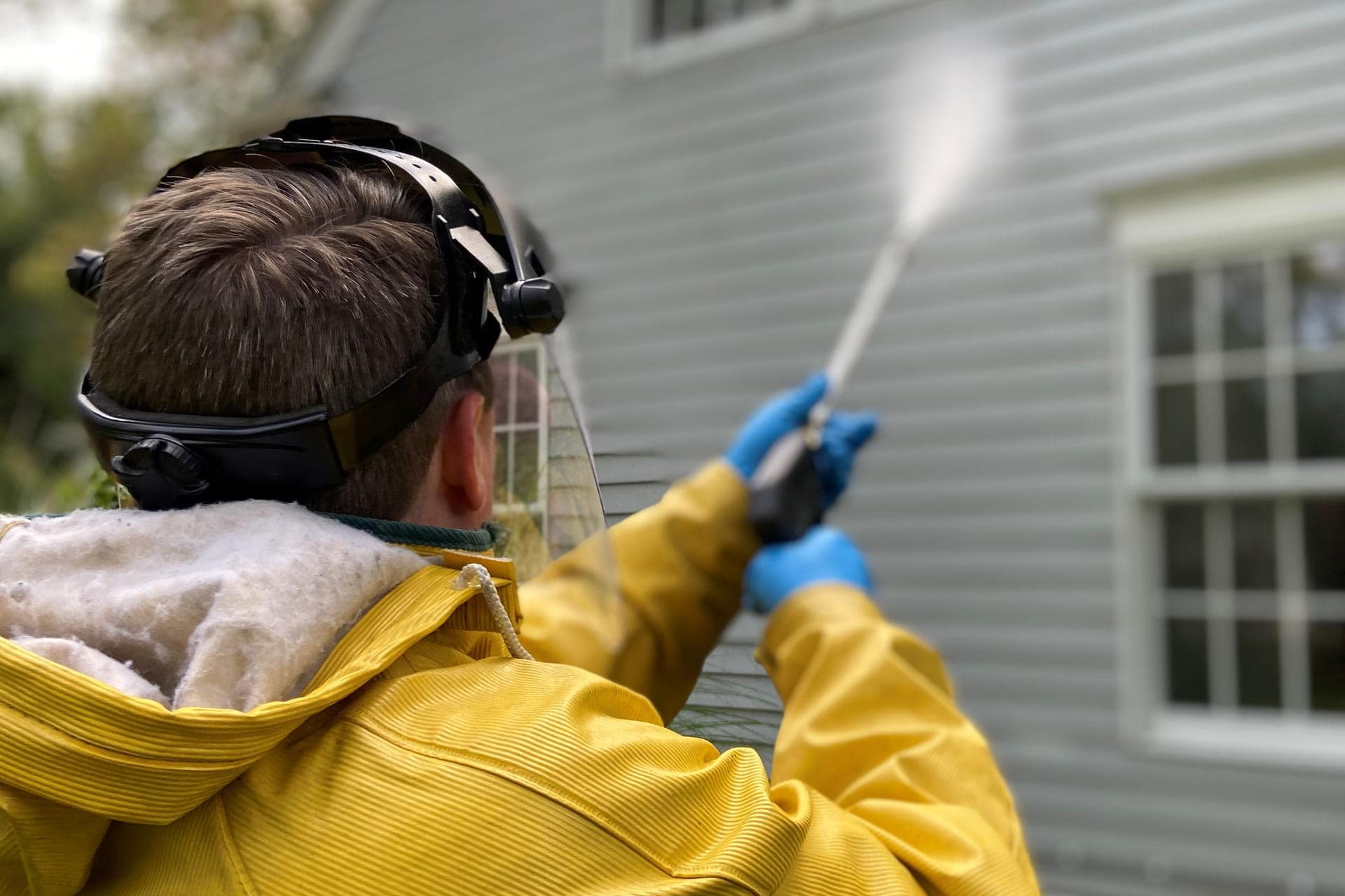 pressure washing service